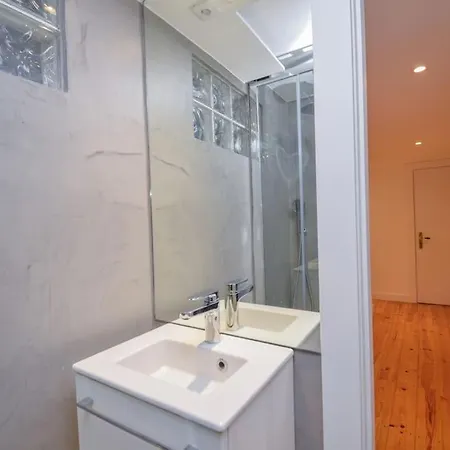 Apartament Oleiro 7 *